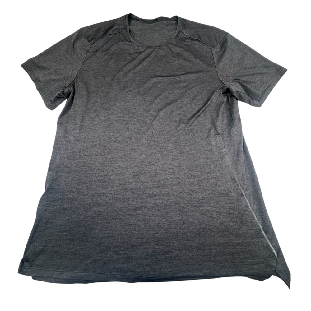 !!!! SOLD !!!!! Small Grey Short Sleeve Reflector Stretch Workout Gym Tee